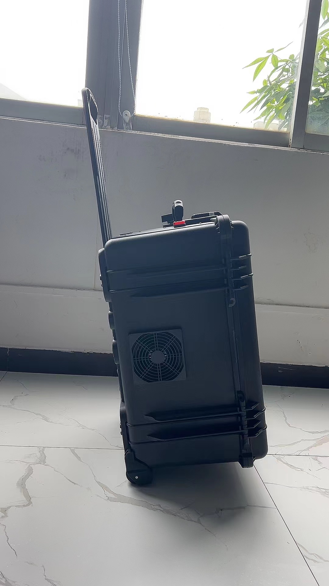 蓟州手拉箱型移动通信干扰器